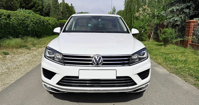 Volkswagen Touareg cena 94900 przebieg: 81800, rok produkcji 2015 z Wrocław małe 781